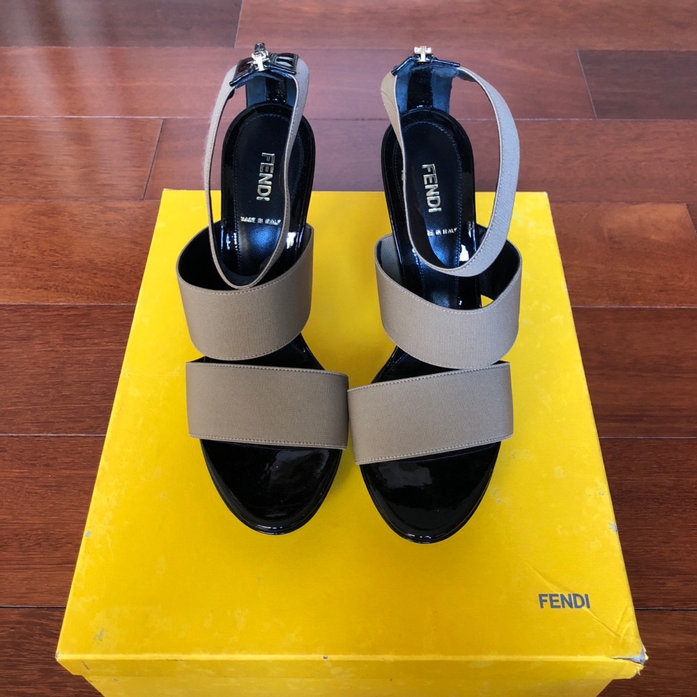 Fendi Sandalo Vernice Sandal Elastic strap SZ 39